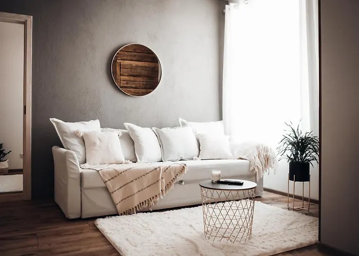 Stylish And Cozy Old Town Apartment